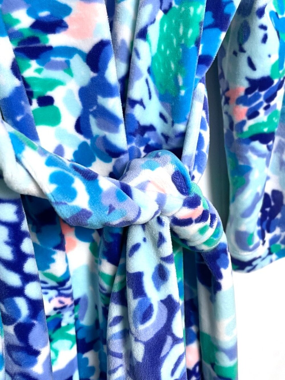 NWT Lilly Pulitzer Elaine Velour Robe Turquoise Oasis Wave After Wave - Picture 3 of 5